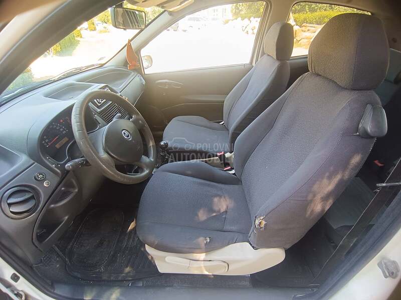 Fiat Punto 1.2 tng  skoro r e g