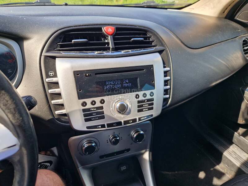 Lancia Delta ZA TRGOVCE