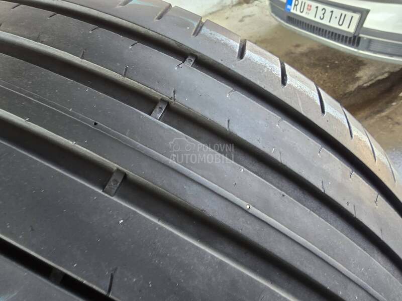 Pirelli 255/40 R21 Letnja