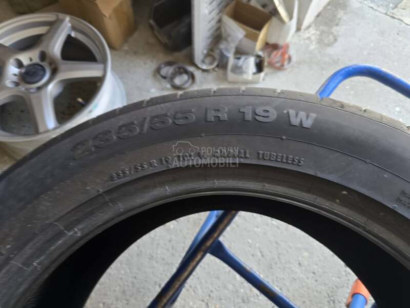 Continental 235/55 R19 Letnja