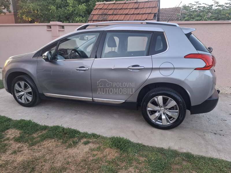 Peugeot 2008 ALURE servisn.a