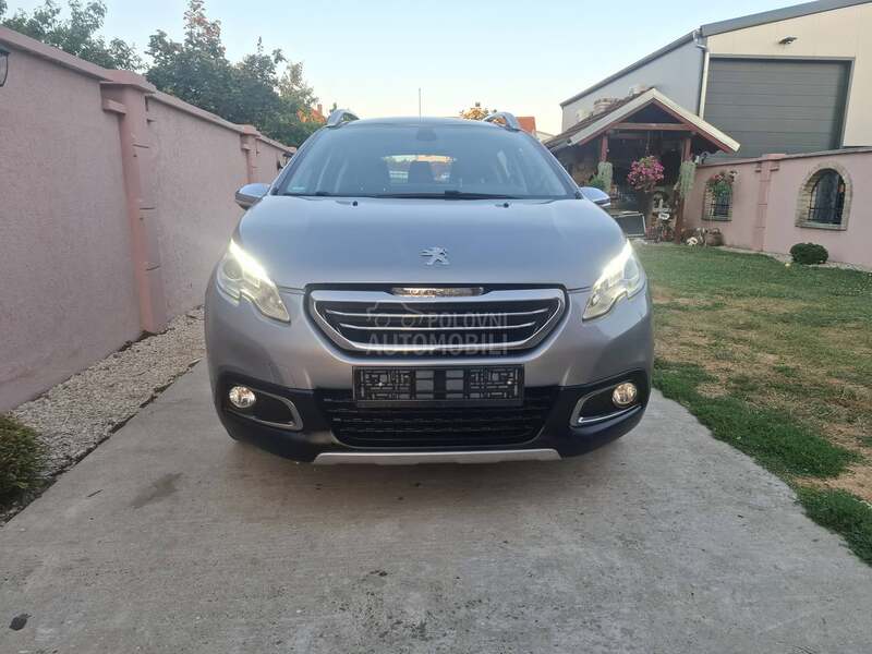 Peugeot 2008 ALURE servisn.a