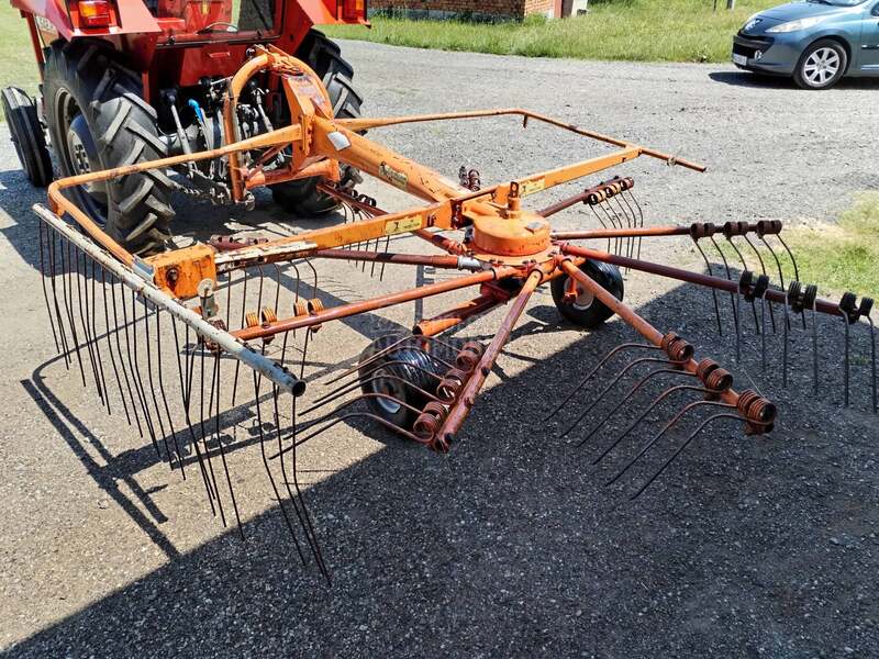 Kuhn GA300