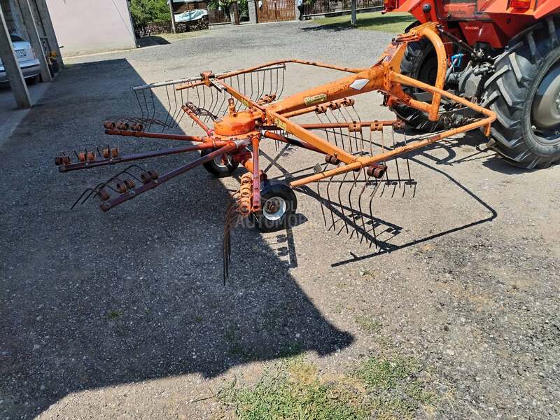 Kuhn GA300