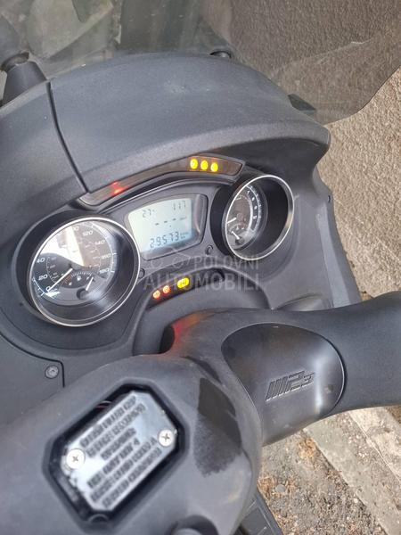 Piaggio MP3