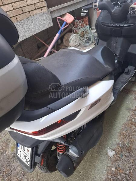Piaggio MP3