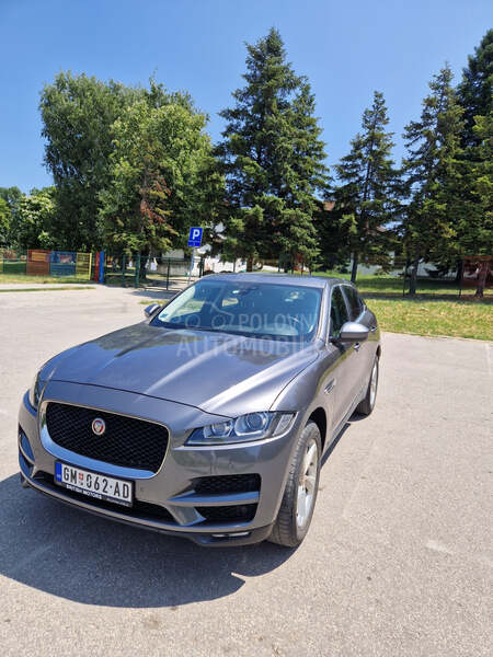 Jaguar F pace 
