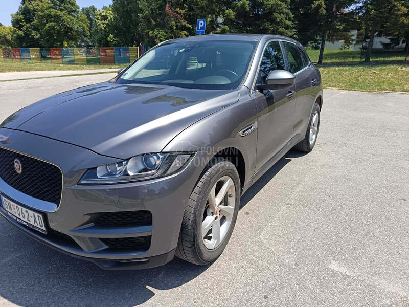 Jaguar F pace 