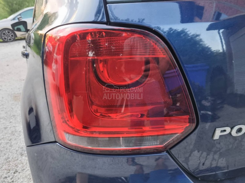 Volkswagen Polo 2010. god. -  kompletan auto u delovima