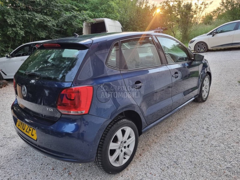 Volkswagen Polo 2010. god. -  kompletan auto u delovima