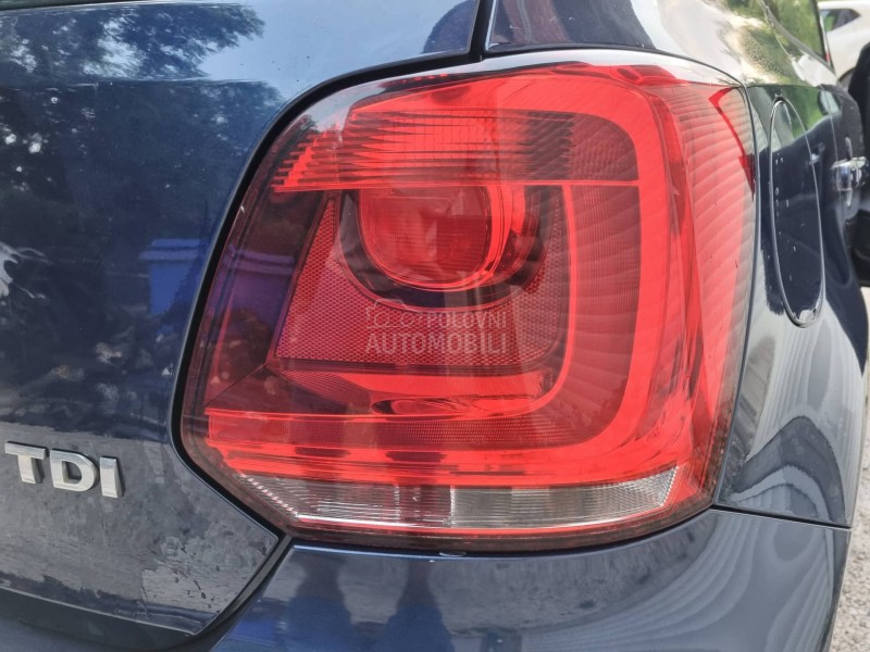Volkswagen Polo 2010. god. -  kompletan auto u delovima