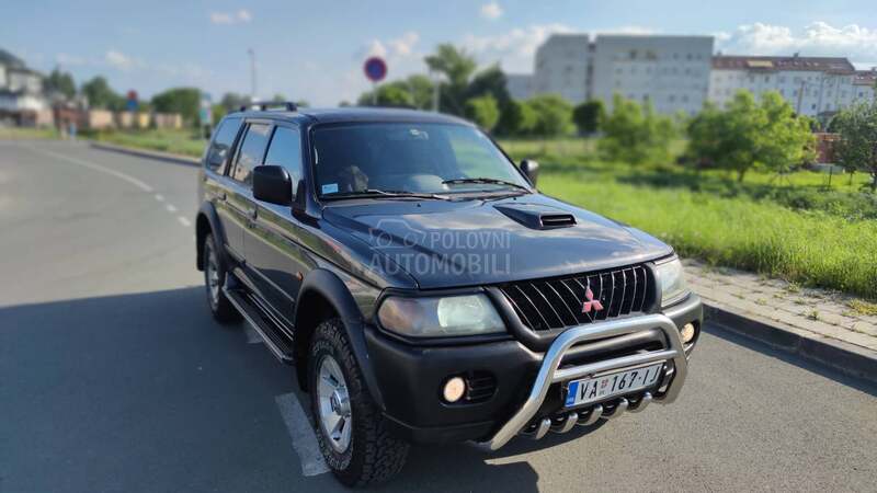 Mitsubishi Pajero Sport 