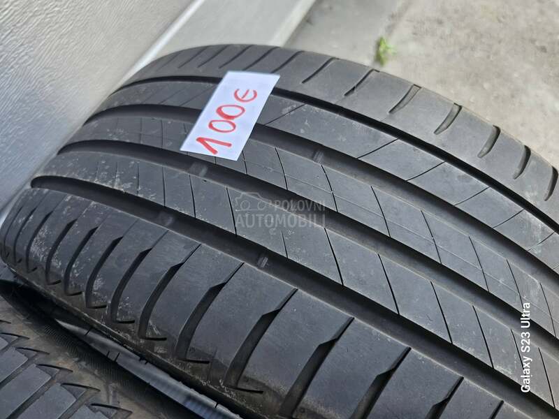 Bridgestone 225/40 R18 Letnja