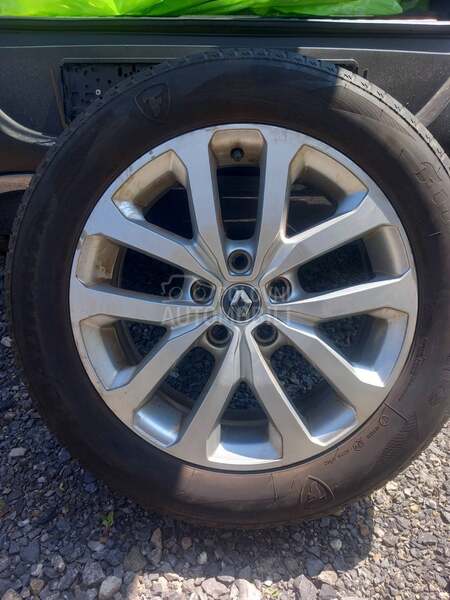 Firestone 215/60 R17 Letnja