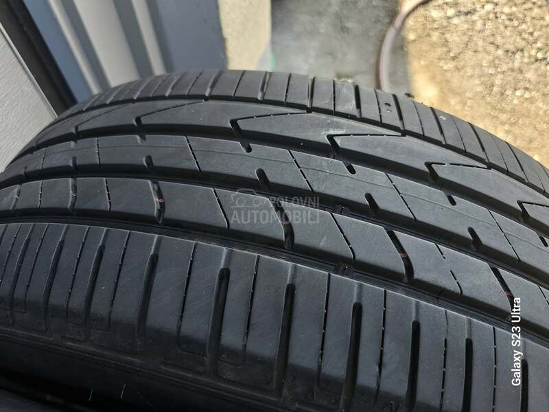 Hankook 215/65 R17 Letnja