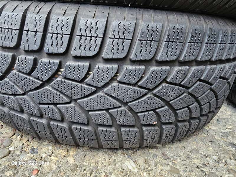 Dunlop 235/55 R18 Zimska