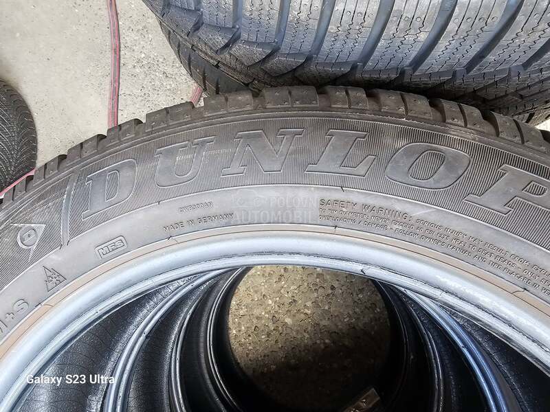 Dunlop 235/55 R18 Zimska