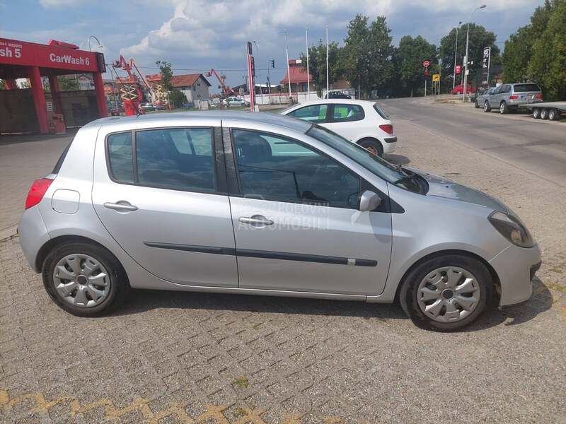 Renault Clio P L I N