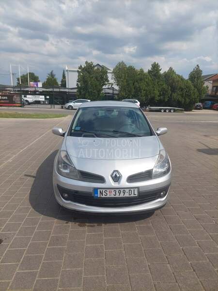 Renault Clio P L I N