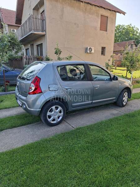 Dacia Sandero 1.6mpi