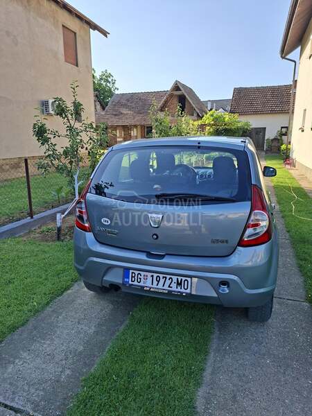 Dacia Sandero 1.6mpi