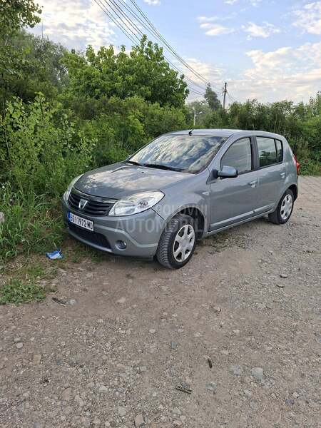 Dacia Sandero 1.6mpi
