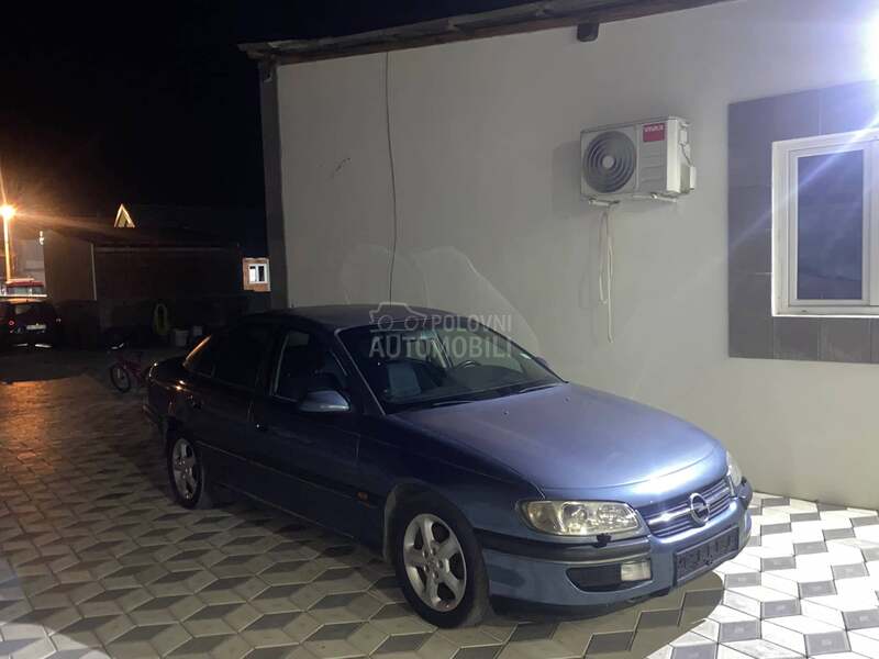 Opel Omega 