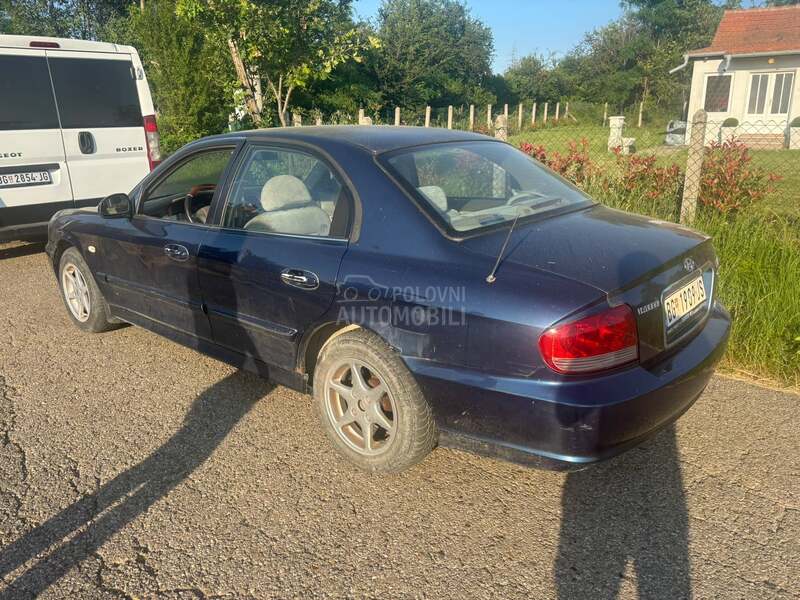 Hyundai Sonata 2.0