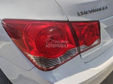 leva lampa za Chevrolet Cruze od 2009. do 2013. god.