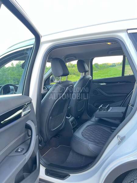 BMW X1 18D/sDrive/X line