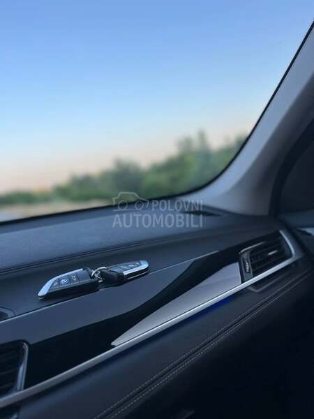 BMW X1 18D/sDrive/X line