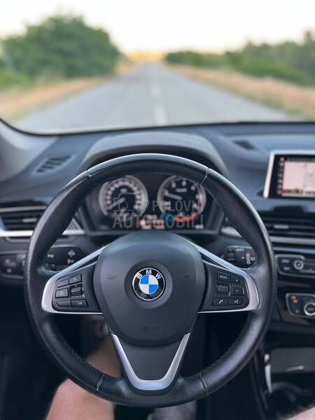 BMW X1 18D/sDrive/X line