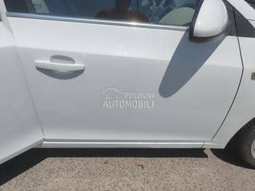 prednja desna vrata za Chevrolet Cruze od 2009. do 2016. god.
