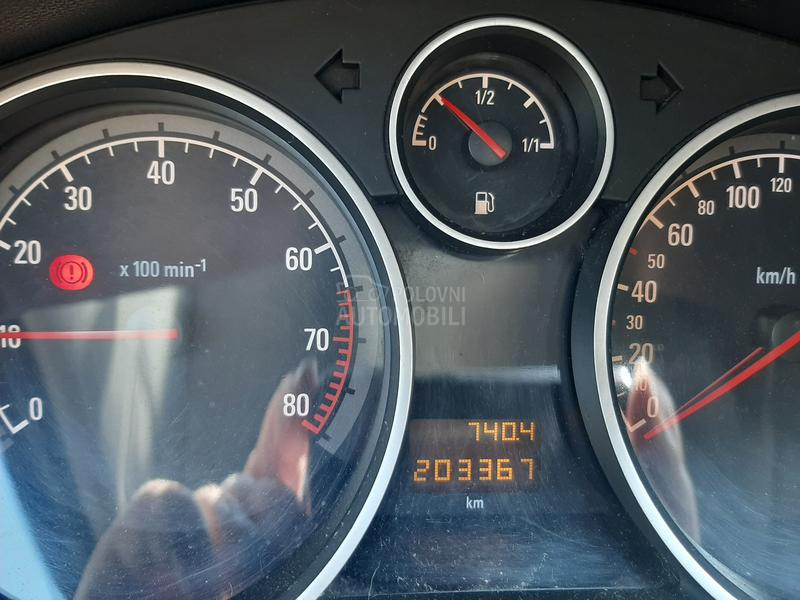 Opel Astra H 