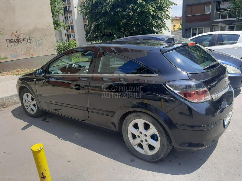 Opel Astra H 