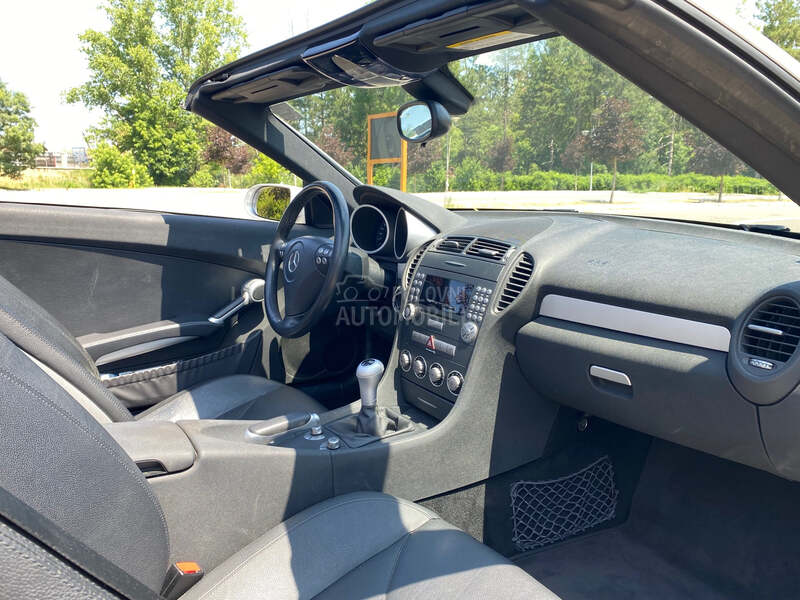 Mercedes Benz SLK 200 