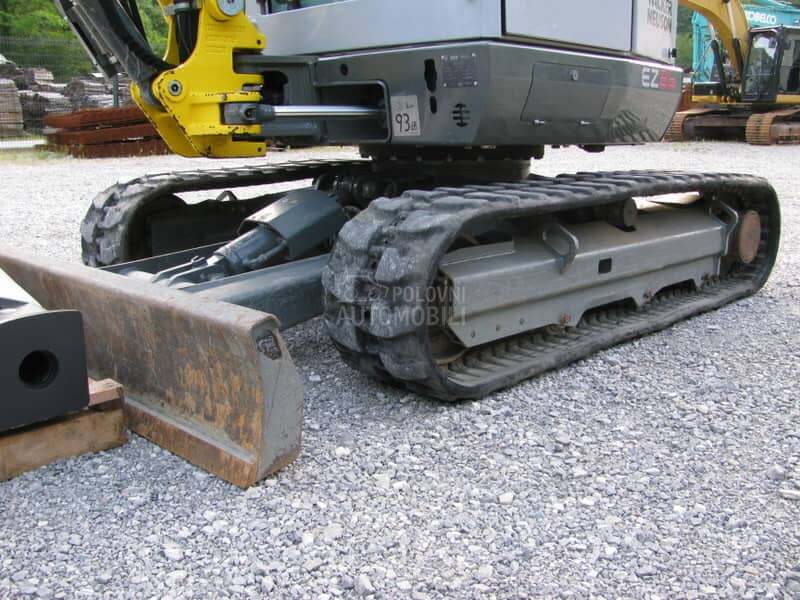 Wacker EZ26 sa 2 kašike i čekič