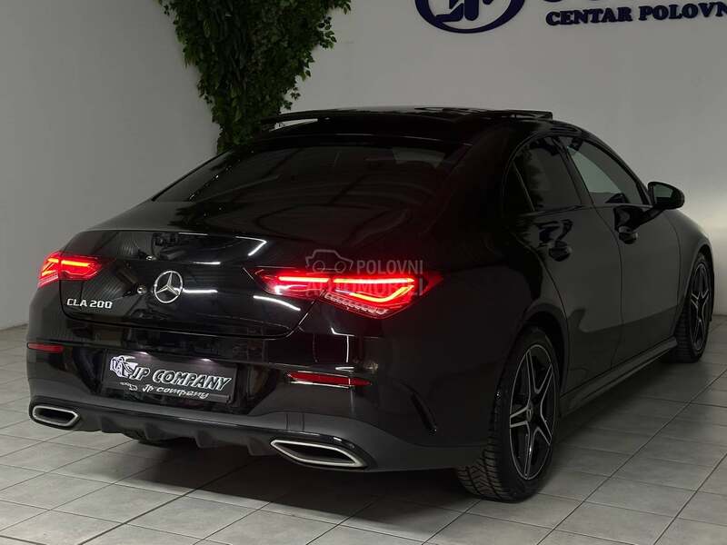 Mercedes Benz CLA 200 AMG LINE PAN AMB