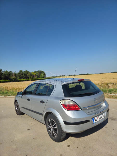 Opel Astra H 1.7 CDTI