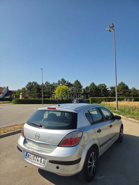 Opel Astra H 1.7 CDTI