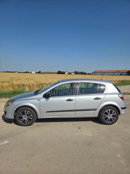 Opel Astra H 1.7 CDTI