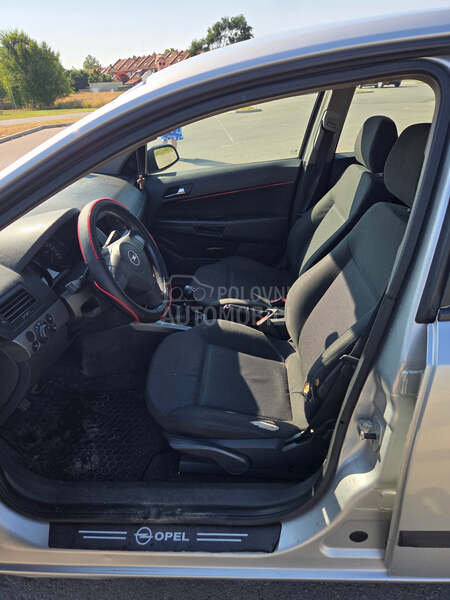 Opel Astra H 1.7 CDTI