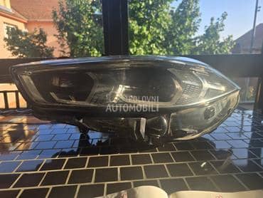 Levi fulled far F40 za BMW Serija 1 od 2019. do 2024. god.