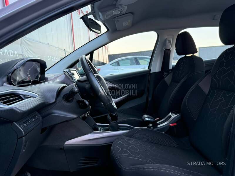 Peugeot 2008 1.6 HDI ALLURE