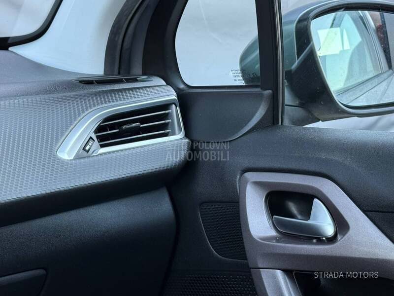 Peugeot 2008 1.6 HDI ALLURE