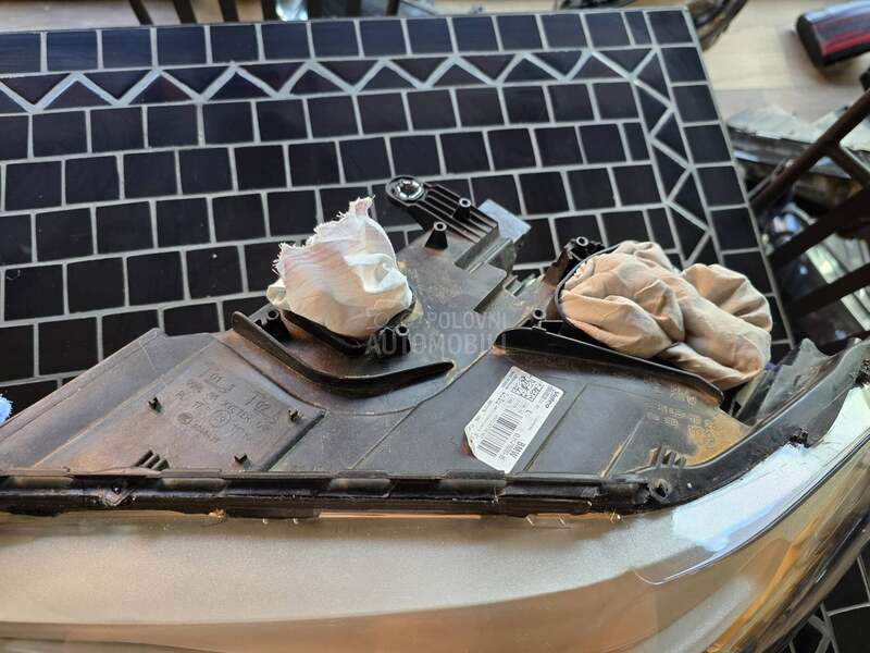 Levi far F48
