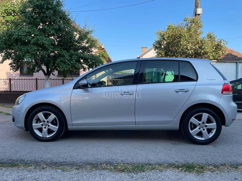 Volkswagen Golf 6 1.6 TDI TEAM