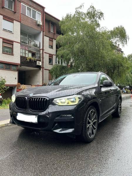 BMW X4 VIRTUAL M
