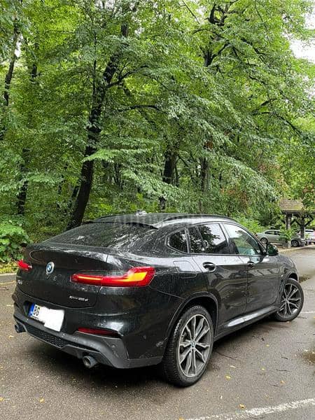 BMW X4 VIRTUAL M