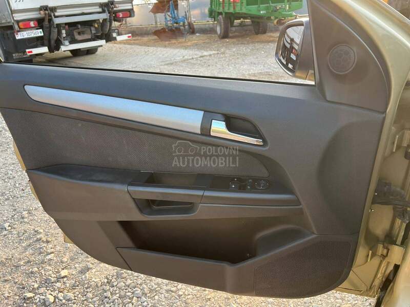 Opel Astra H 